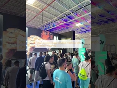 Macchina automatica di vendita di frullati proteici con pulizia automatica